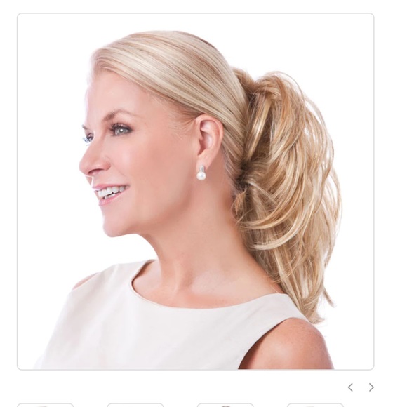 Toni Brattin Toni Pony Straight Ponytail Medium Brown NWOT - Picture 7 of 8